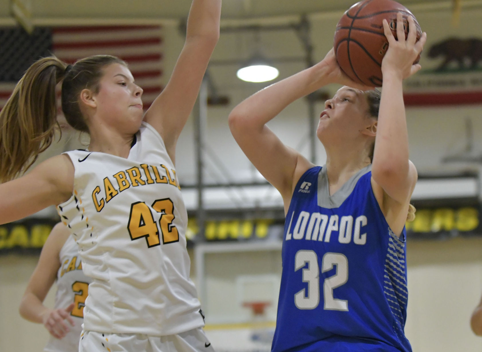 010918 LHS CHS girls basketball 08.jpg